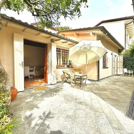 Rustico 200mt By The Sea Holiday home *
